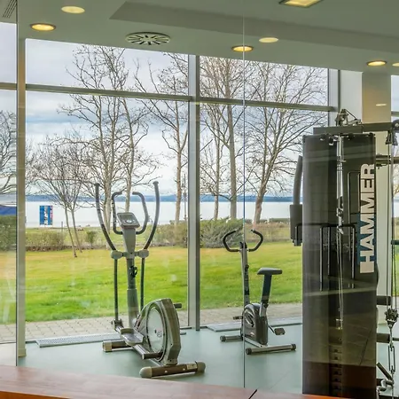 Апартаменты Myflat Club 218 Gold I Wellness Шиофок