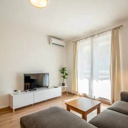 Myflat Club 218 Gold I Wellness Шиофок